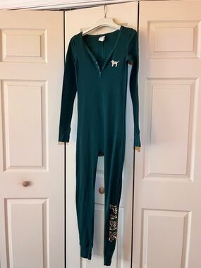 PINK Victoria's Secret Dark Green, Sequins Onesie Sleep PJ’s Happy Holla days